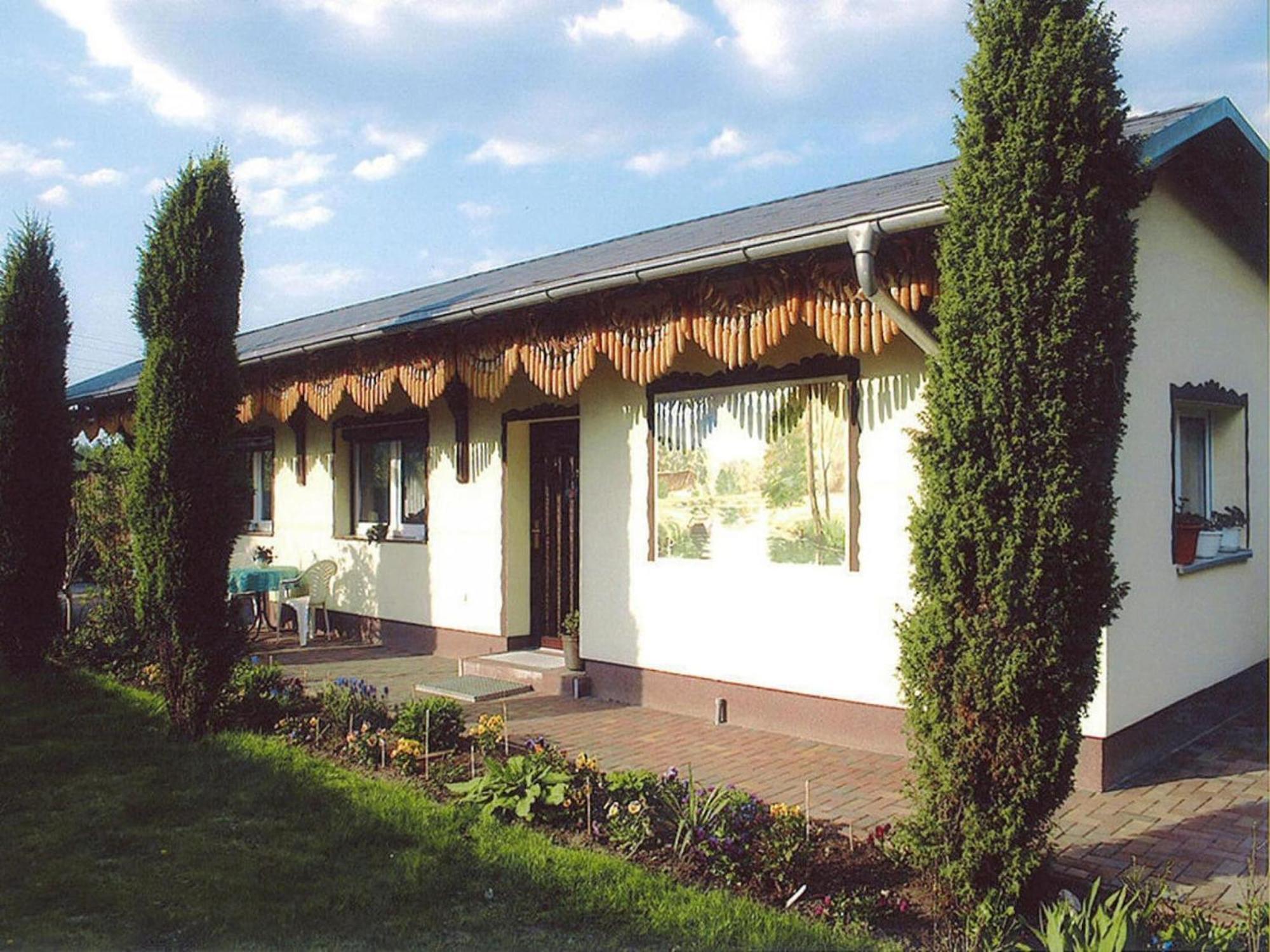 Bungalow In L Bben With A Terrace Lübben Zewnętrze zdjęcie